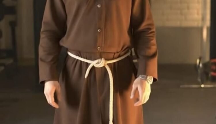 من هو "راهب الدايت"؟